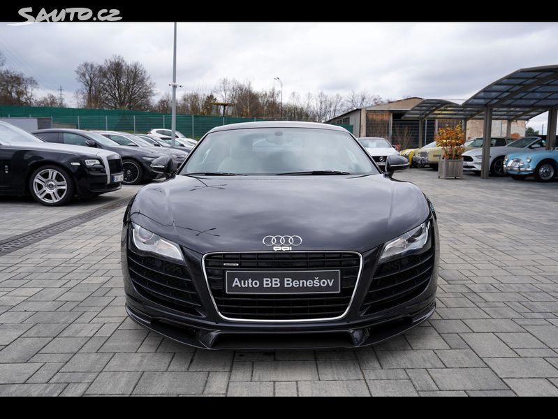 Audi R8, 4.2 TFSI/Quattro/ČR/520PS !!!!